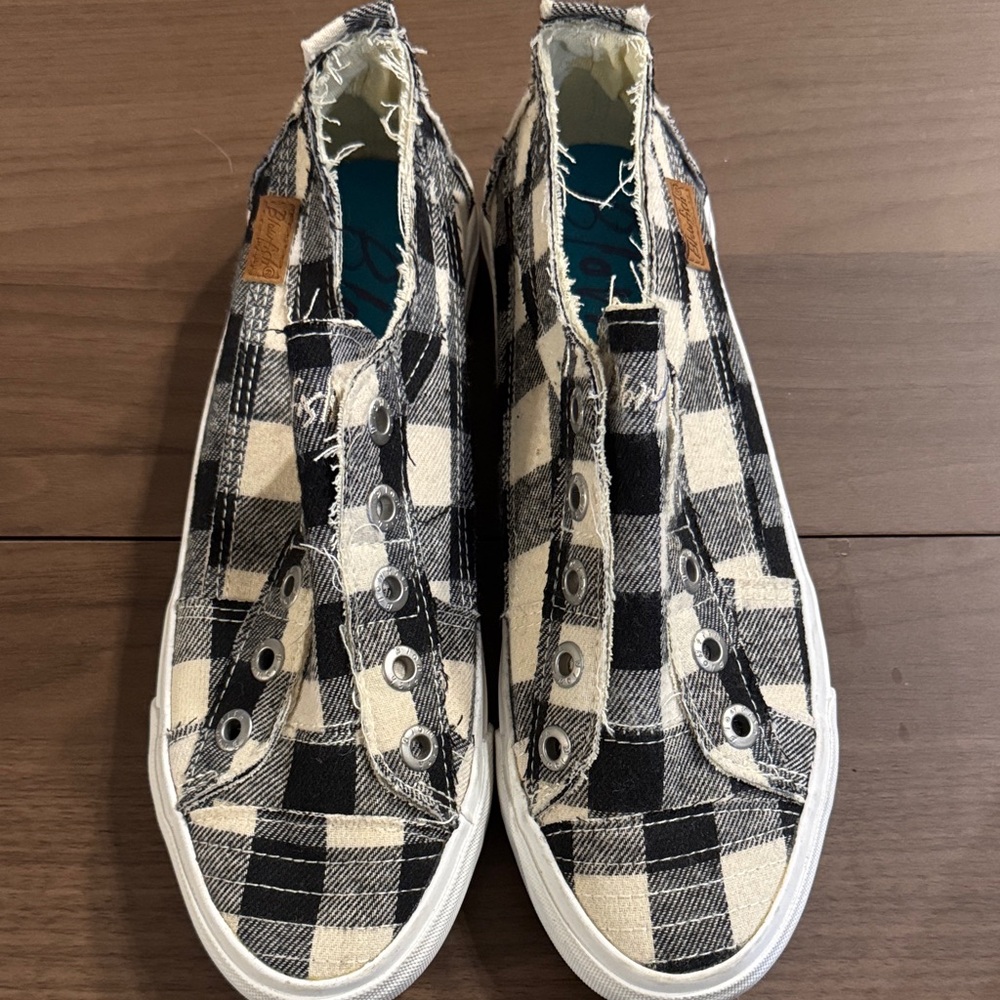 Plaid Slip-On Sneakers- Blowfish size- 8